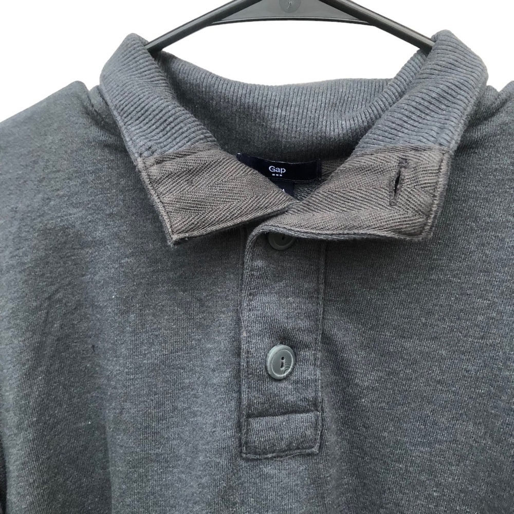 Gap Gray Pullover Size Medium - image 8